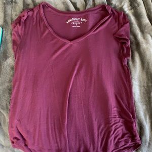 Aeropostale marroon soft tee shirt